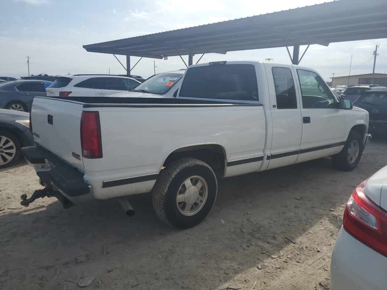 Obraz 3 z 1998 GMC SIERRA C1500 1998 z VIN 2GTEC19R4W1510935