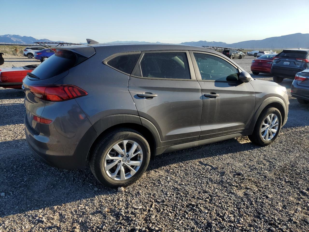 Изображение 3 2020 HYUNDAI TUCSON SE 2020 с VIN KM8J23A48LU081078