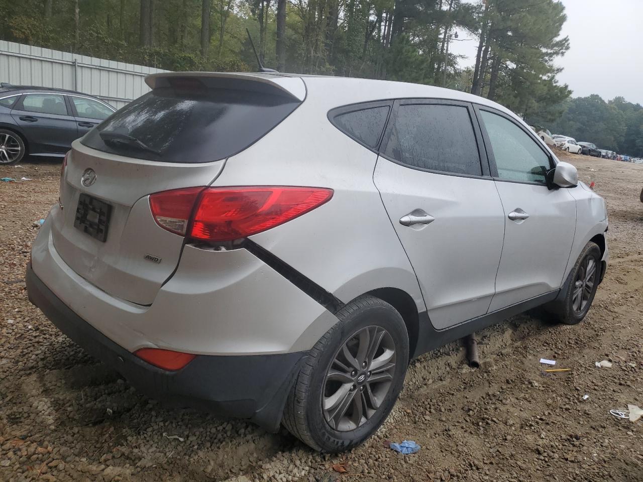 Image 3 of 2015 HYUNDAI TUCSON GLS 2015 with VIN KM8JTCAF2FU975466