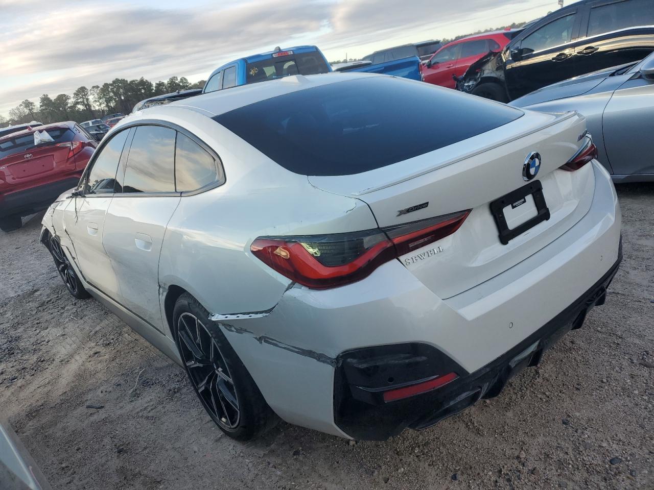 Изображение 2 2022 BMW M440XI GRAN COUPE 2022 с VIN WBA13AW08NFL96396