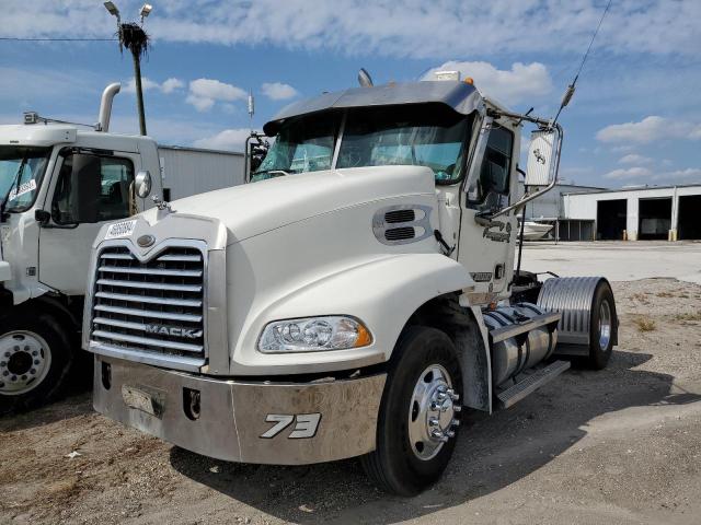 Obraz 2 z 2004 MACK 600 CX600 2004 z VIN 1M1AE02Y54N002523