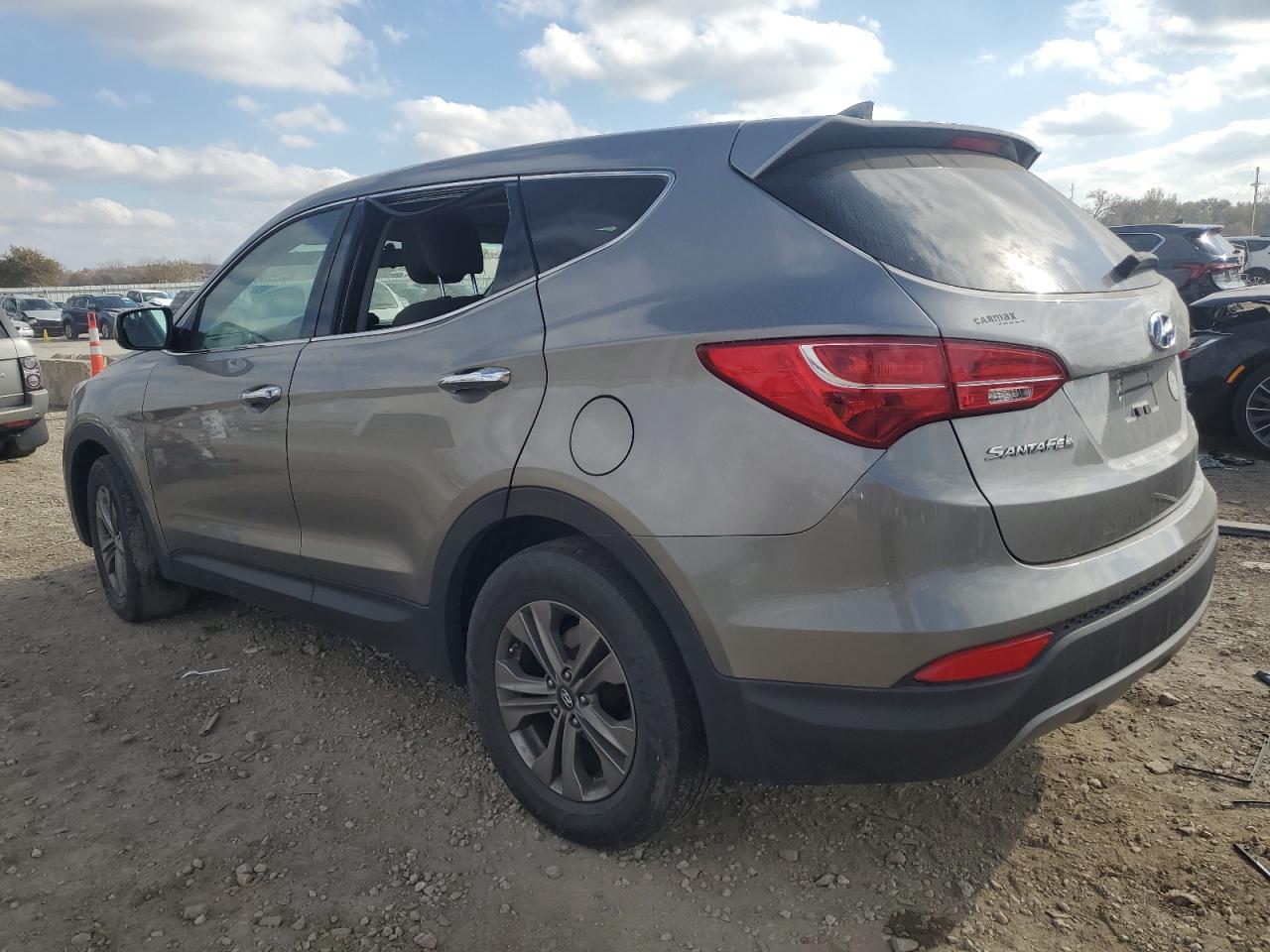 Image 2 of 2016 HYUNDAI SANTA FE SPORT  2016 with VIN 5XYZTDLB9GG319081
