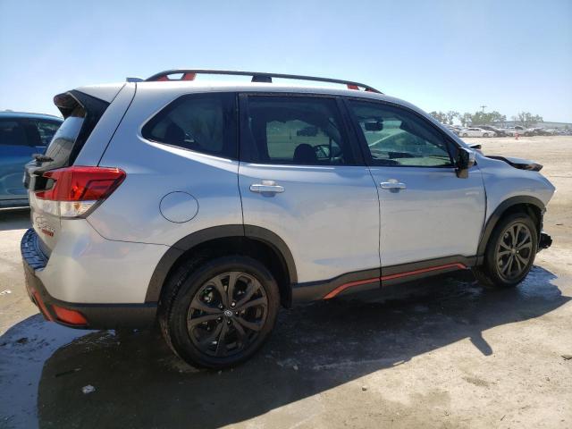 Obraz 3 z 2023 SUBARU FORESTER SPORT 2023 z VIN JF2SKAJC1PH519010