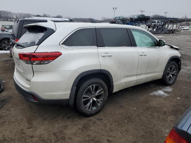 Image 3 of 2017 TOYOTA HIGHLANDER LE 2017 with VIN 5TDBZRFH5HS360101