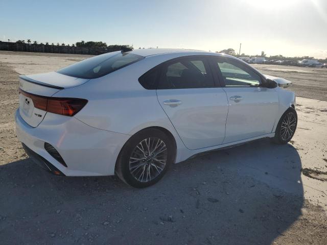 Image 3 of 2022 KIA FORTE GT LINE 2022 with VIN 3KPF54AD8NE421421