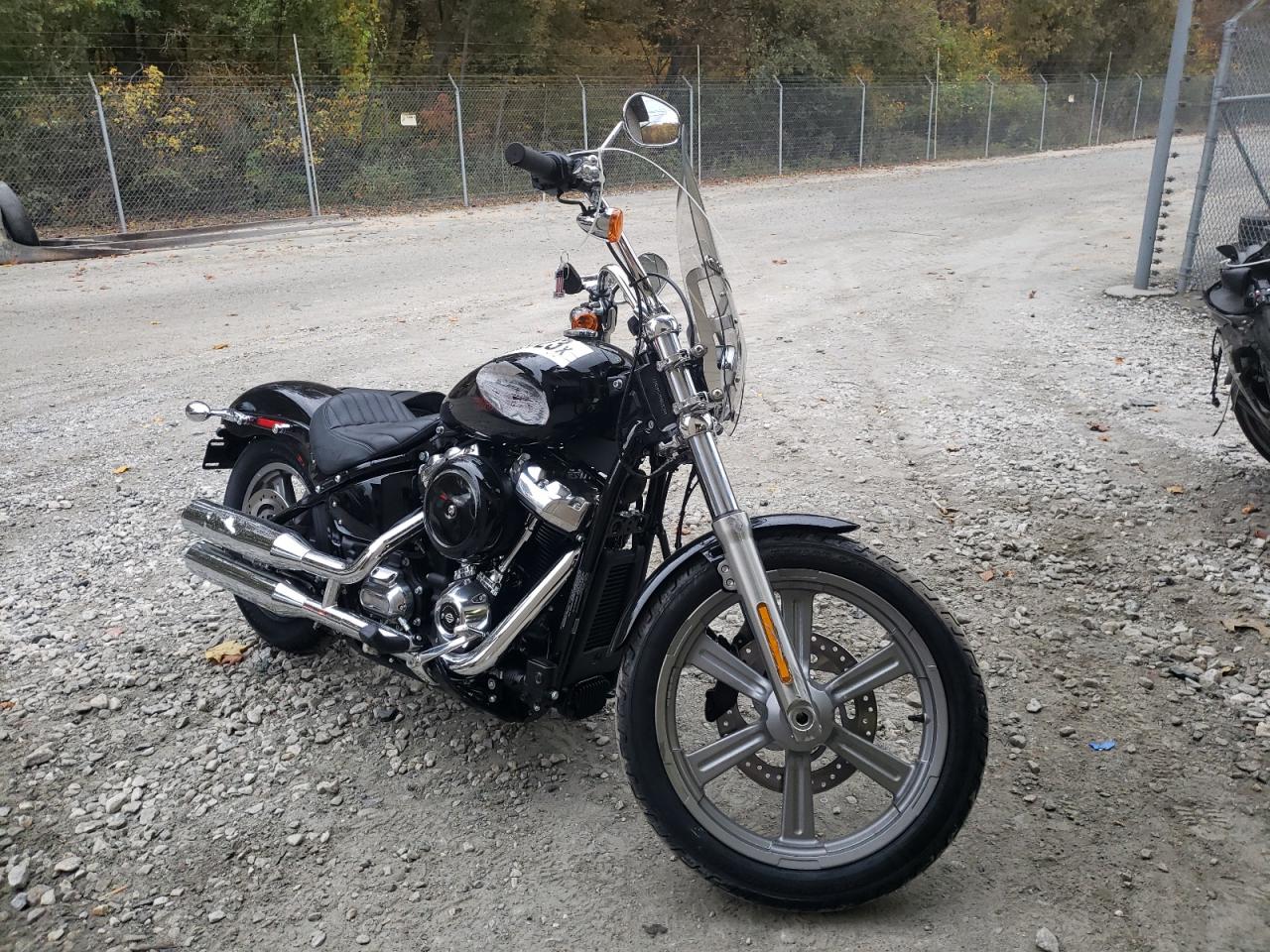 Obraz 1 z 2023 HARLEY-DAVIDSON FXST  2023 z VIN 1HD1BVJ19PB073755