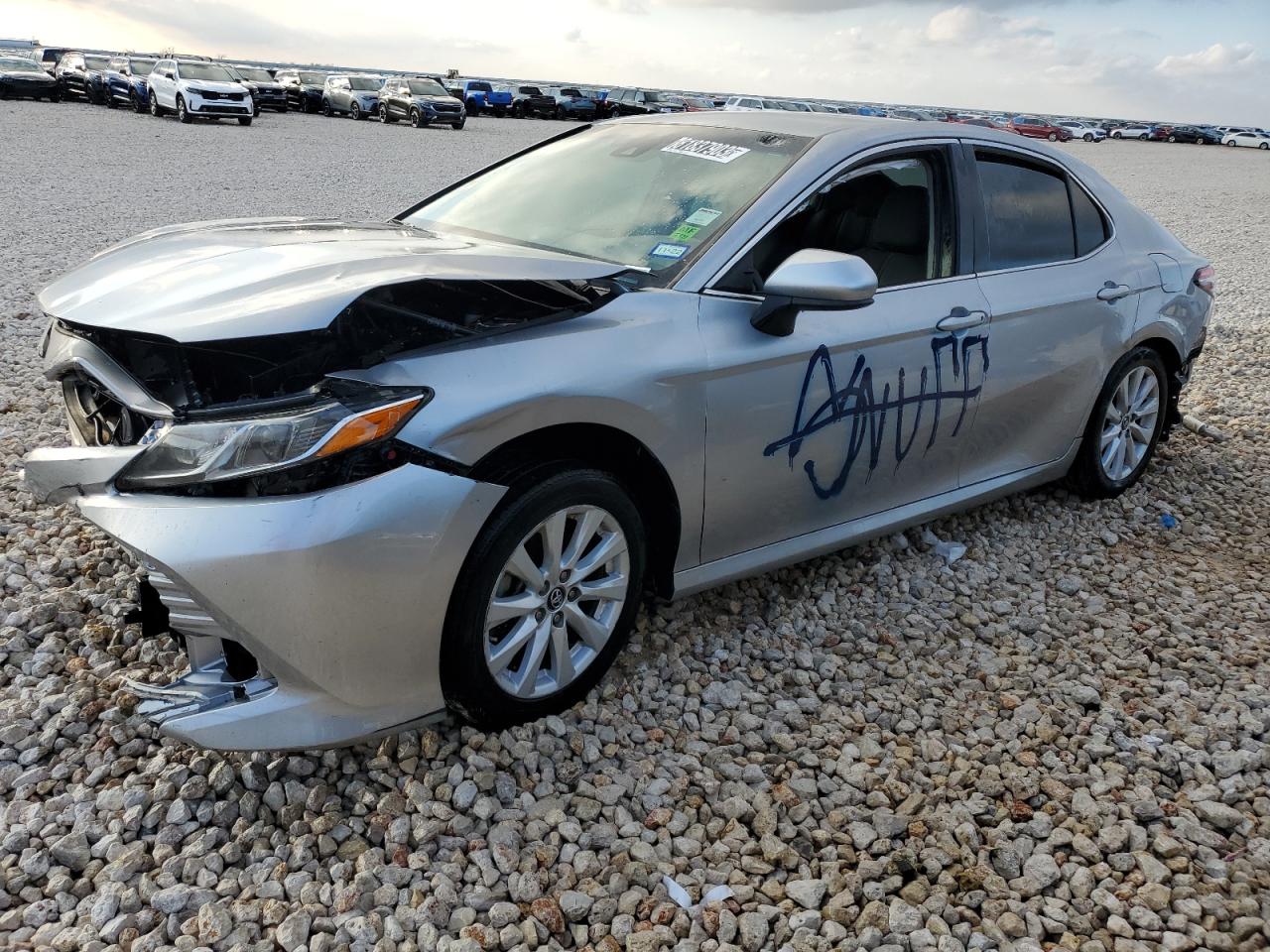 Obraz 1 z 2018 TOYOTA CAMRY L 2018 z VIN 4T1B11HK5JU678623