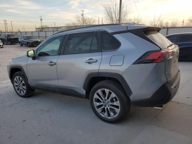 Изображение 2 2022 TOYOTA RAV4 XLE PREMIUM 2022 с VIN 2T3C1RFV5NC193123