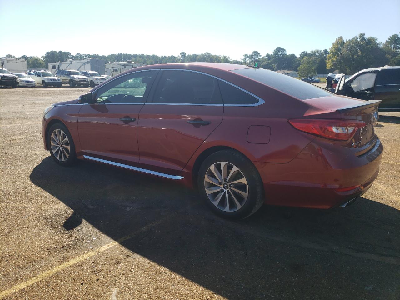 Image 2 of 2015 HYUNDAI SONATA SPORT 2015 with VIN 5NPE34AF8FH107512