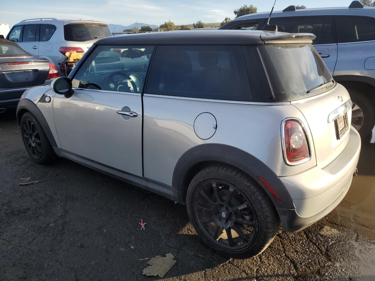 Изображение 2 2010 MINI COOPER  2010 с VIN WMWMF3C59ATZ24314