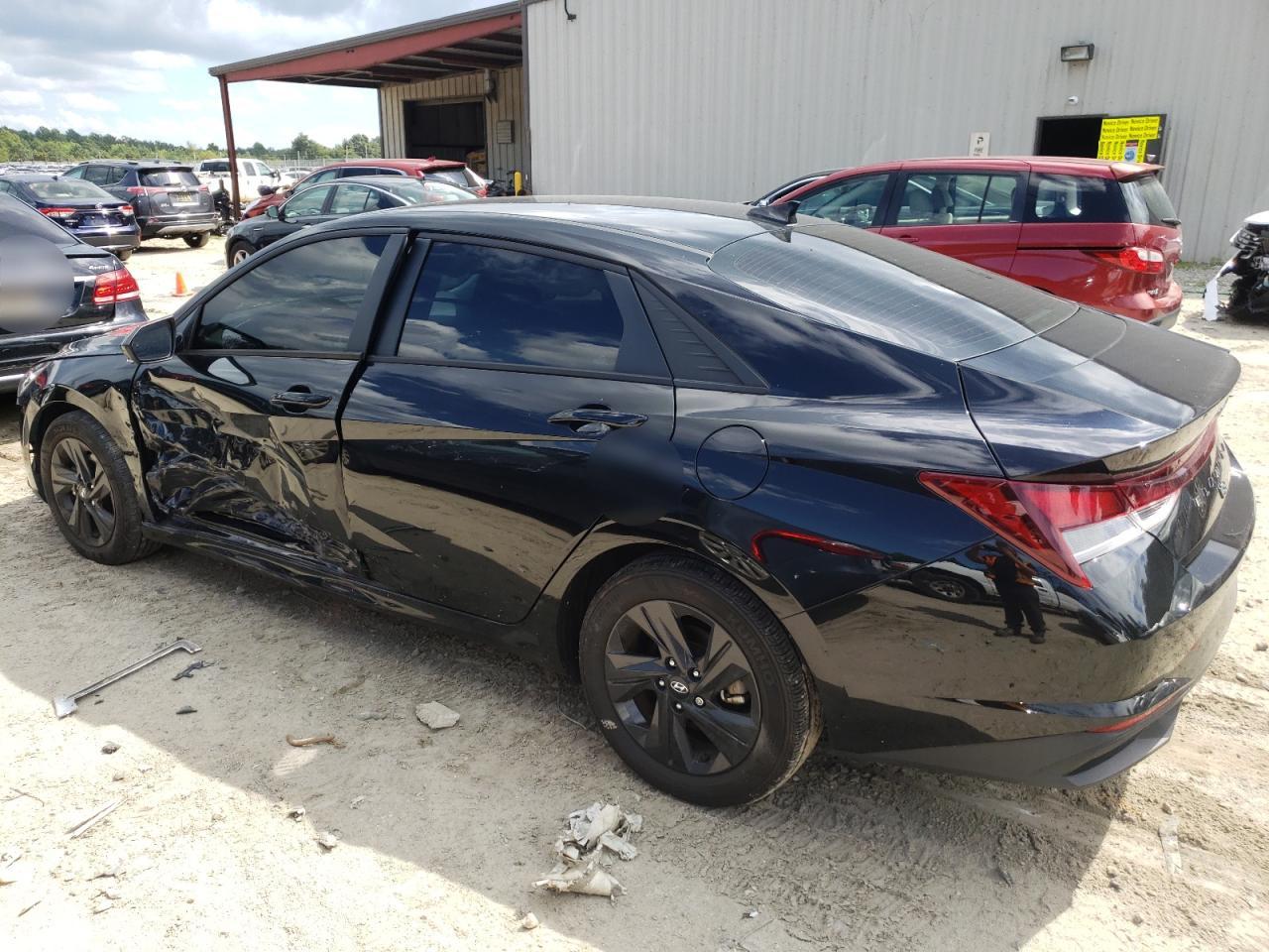 Image 2 of 2021 HYUNDAI ELANTRA SEL 2021 with VIN 5NPLM4AG9MH019370