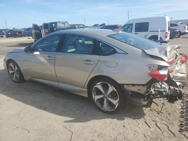 Obraz 2 z 2018 HONDA ACCORD TOURING 2018 z VIN 1HGCV1F9XJA179073