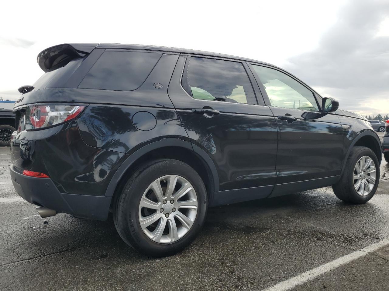 Image 3 of 2017 LAND ROVER DISCOVERY SPORT SE 2017 with VIN SALCP2BG1HH696274