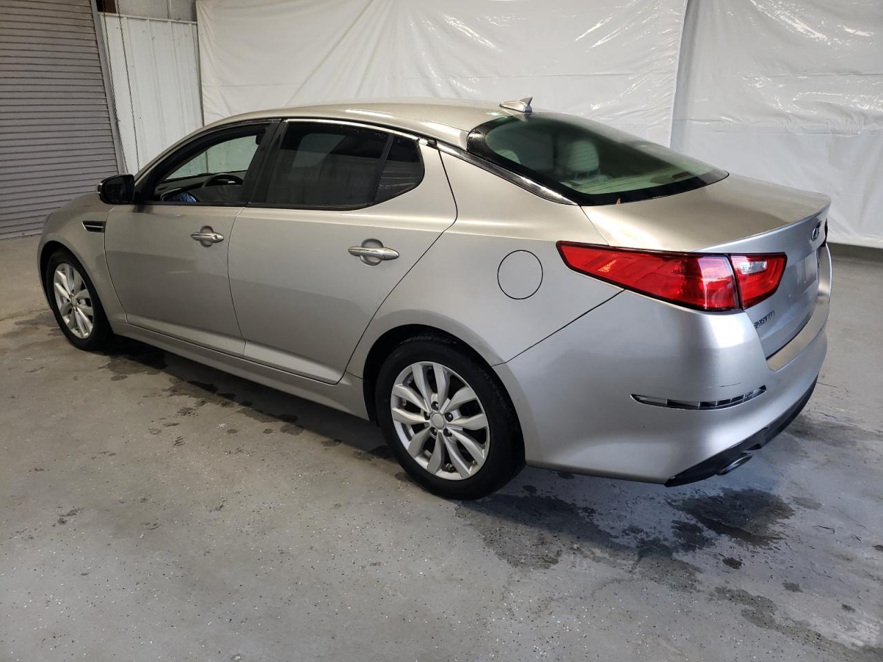 Obraz 2 z Kia Optima Lx 2015 z VIN 5XXGM4A73FG458855