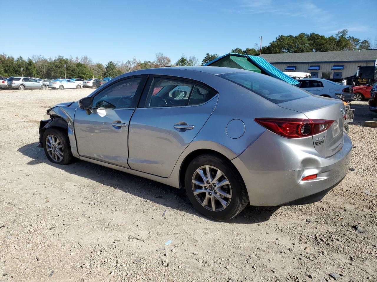Obraz 2 z 2016 MAZDA 3 SPORT 2016 z VIN JM1BM1U7XG1311188