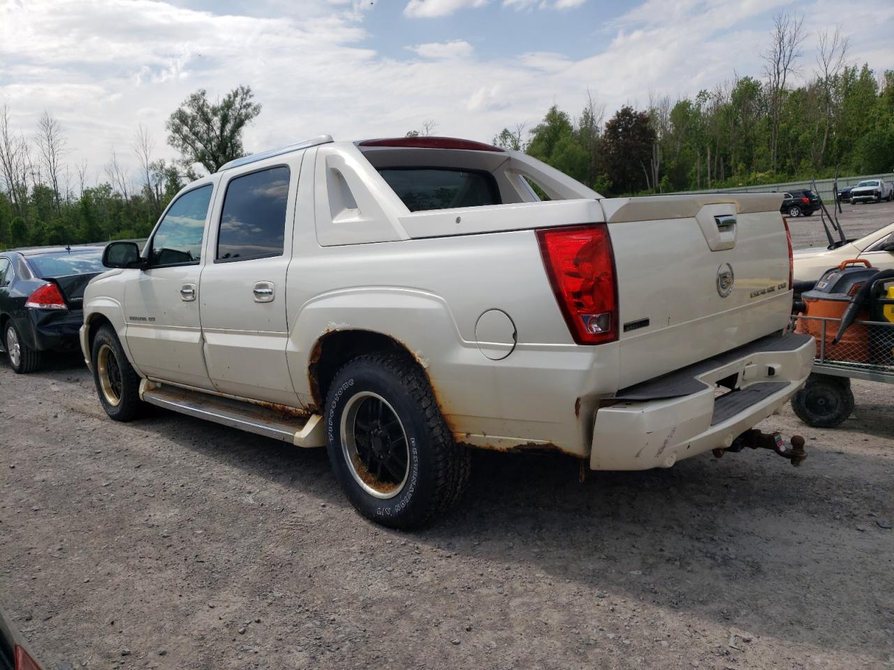 Изображение 2 2005 CADILLAC ESCALADE EXT 2005 с VIN 3GYEK62N85G282980
