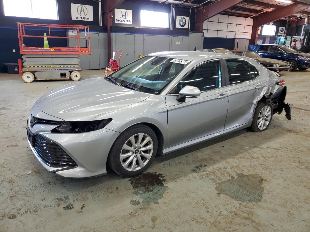 Изображение 1 2019 TOYOTA CAMRY L 2019 с VIN 4T1B11HK7KU745501