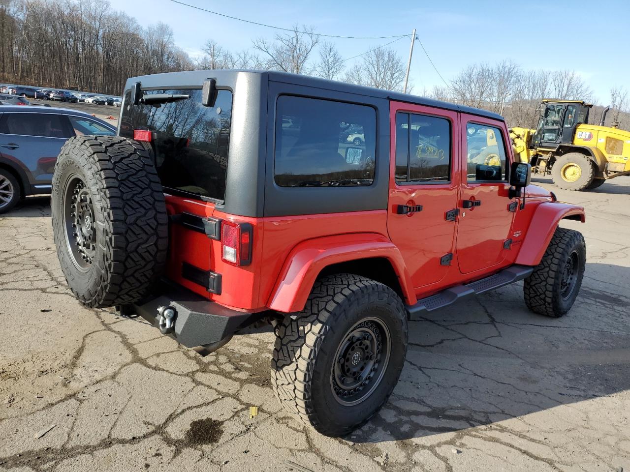 Image 3 of 2015 JEEP WRANGLER UNLIMITED SAHARA 2015 with VIN 1C4HJWEG8FL567511