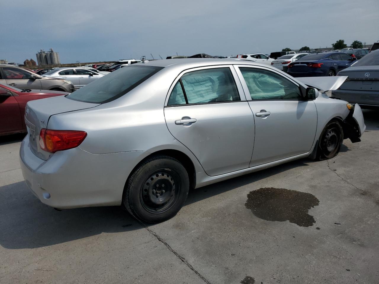 Obraz 3 z 2010 TOYOTA COROLLA BASE 2010 z VIN 1NXBU4EE9AZ184451