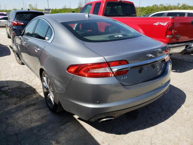 Obraz 2 z 2013 JAGUAR XF  2013 z VIN SAJWJ0EF0D8S88602