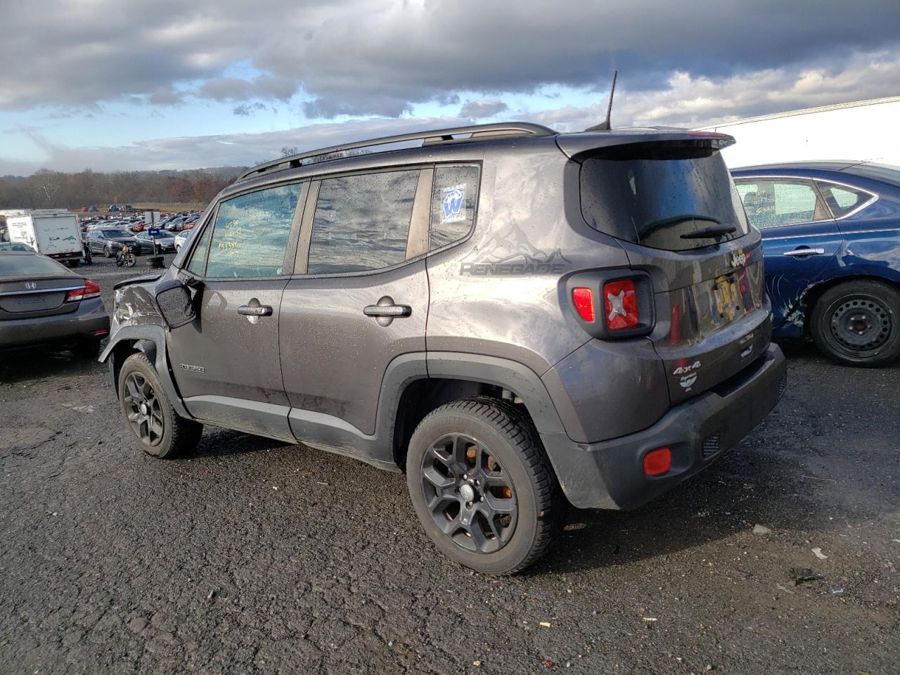 Obraz 2 z 2018 JEEP RENEGADE LATITUDE 2018 z VIN ZACCJBBB2JPH58051