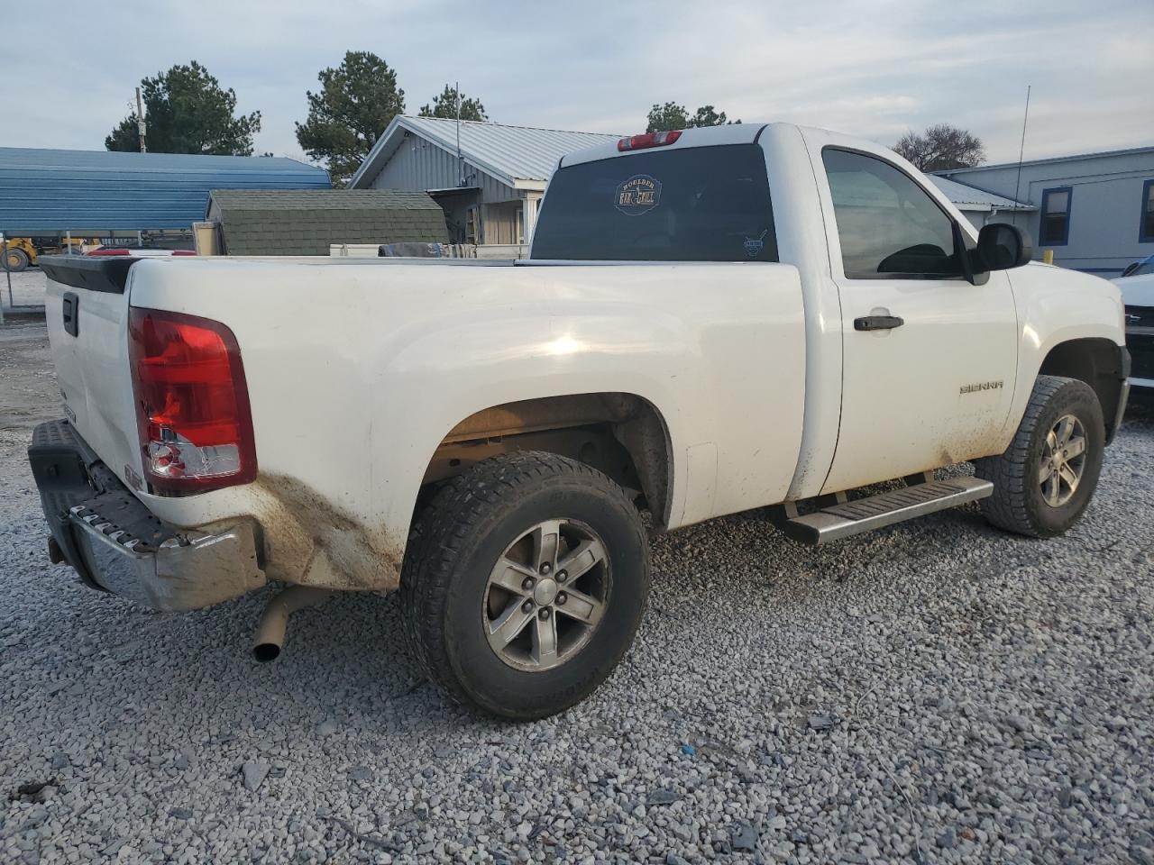 Image 3 of 2010 GMC SIERRA K1500 2010 with VIN 1GTPKTEA0AZ253067