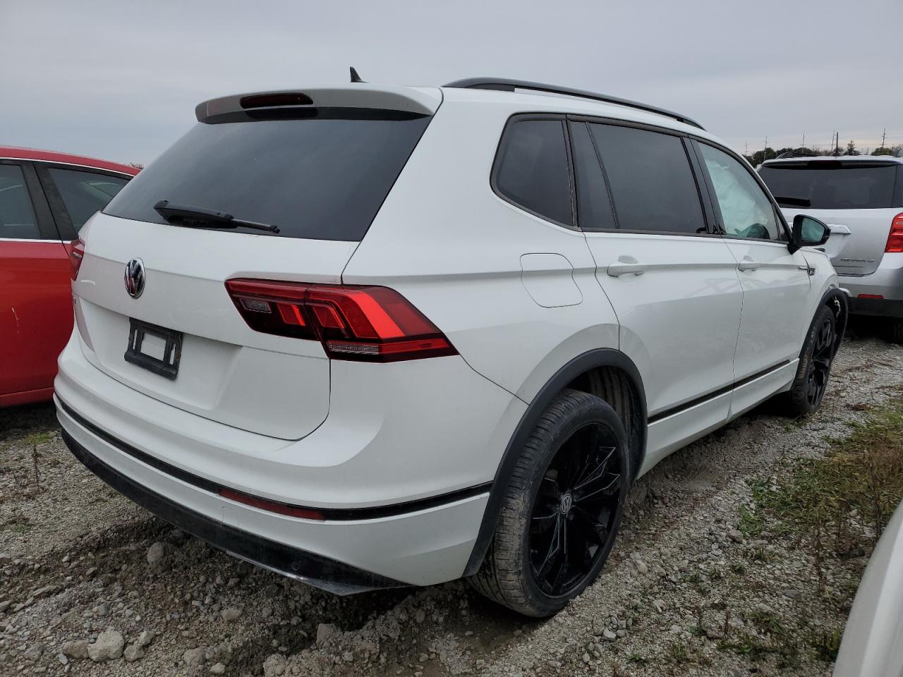 Image 3 of 2021 VOLKSWAGEN TIGUAN SE 2021 with VIN 3VV2B7AX3MM117941
