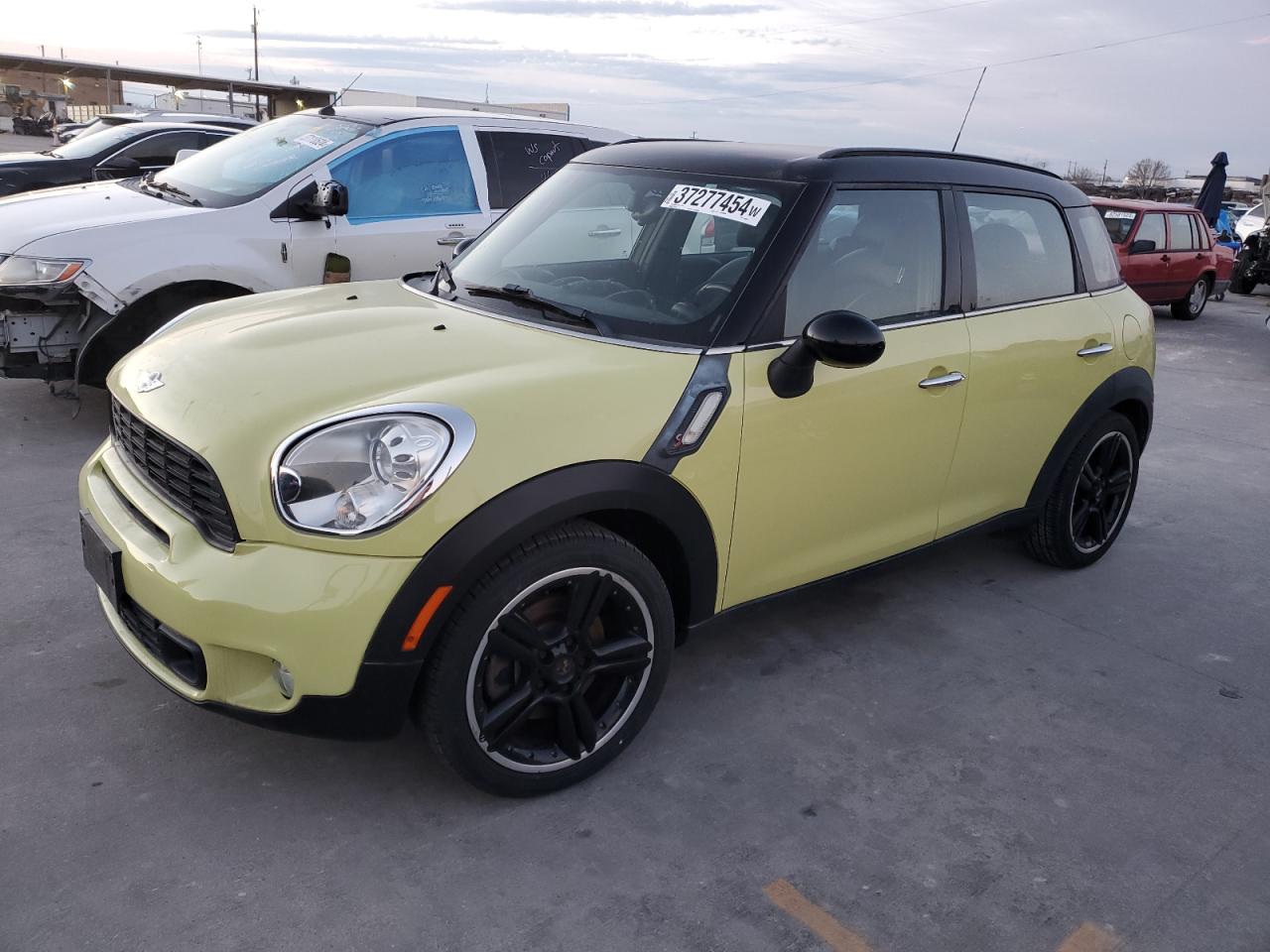 Image 1 of 2011 MINI COOPER S COUNTRYMAN 2011 with VIN WMWZC3C55BWH98275