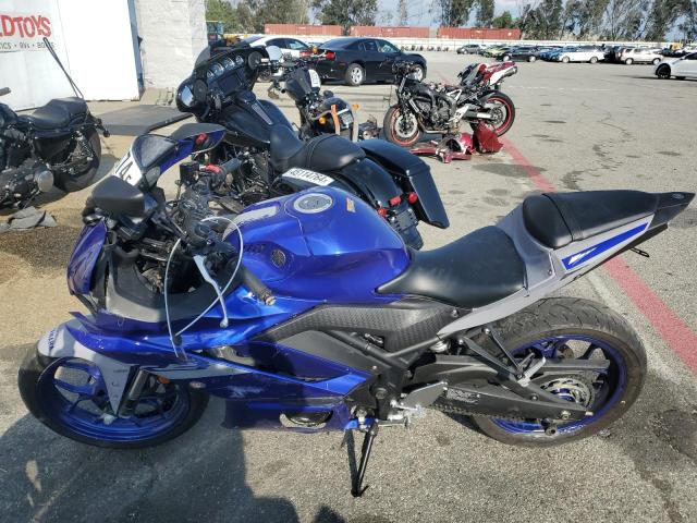 Obraz 3 z 2021 YAMAHA YZFR3 A 2021 z VIN MH3RH18Y0MK005260