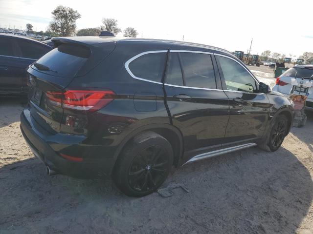 Obraz 3 z 2020 BMW X1 SDRIVE28I 2020 z VIN WBXJG7C06L5P49948