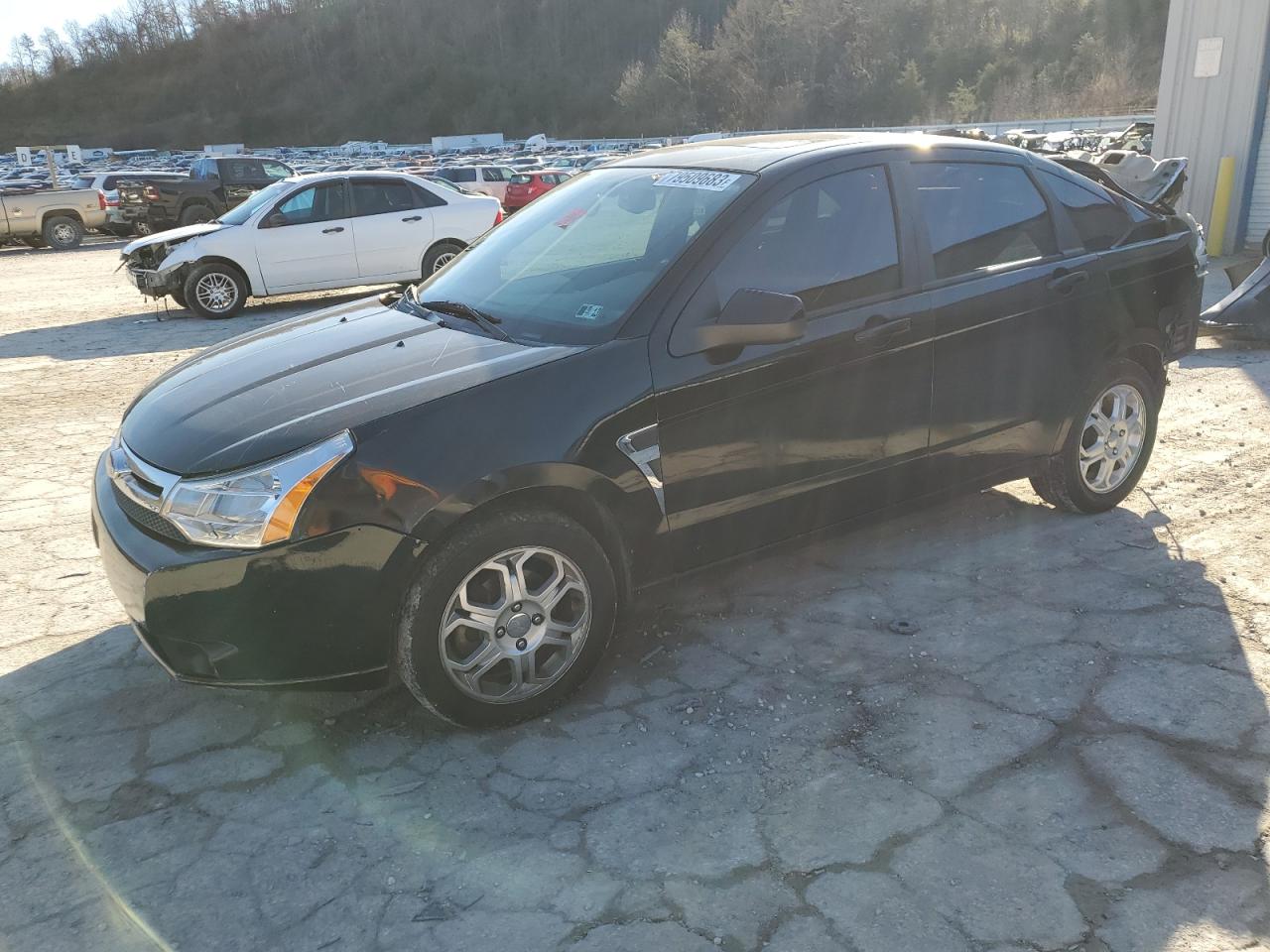 Image 1 of 2008 FORD FOCUS SE 2008 with VIN 1FAHP35N98W159828