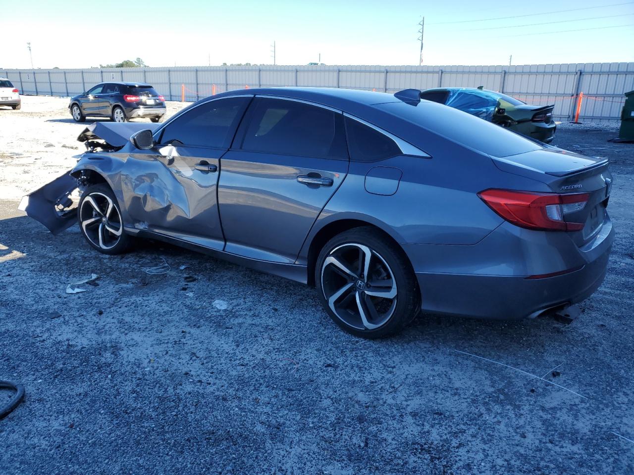 Obraz 2 z 2018 HONDA ACCORD SPORT 2018 z VIN 1HGCV1F30JA093072