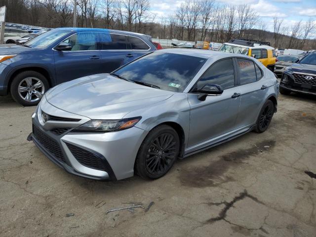 Obraz 1 z 2022 TOYOTA CAMRY SE 2022 z VIN 4T1T11BK2NU068925