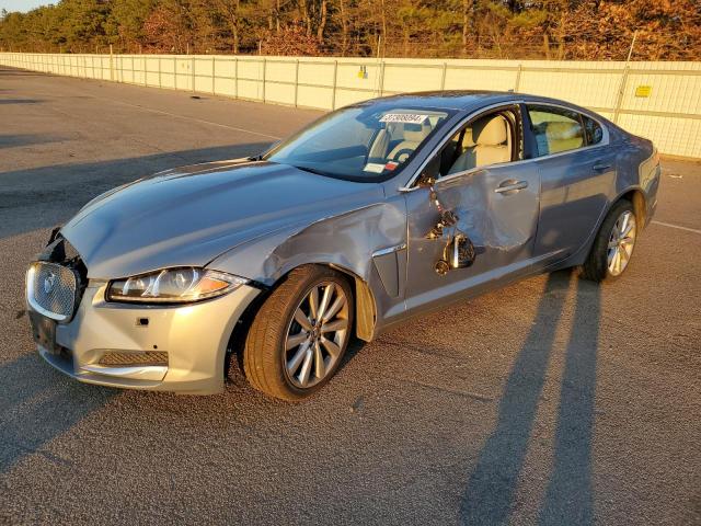 Изображение 2013 JAGUAR XF  2013