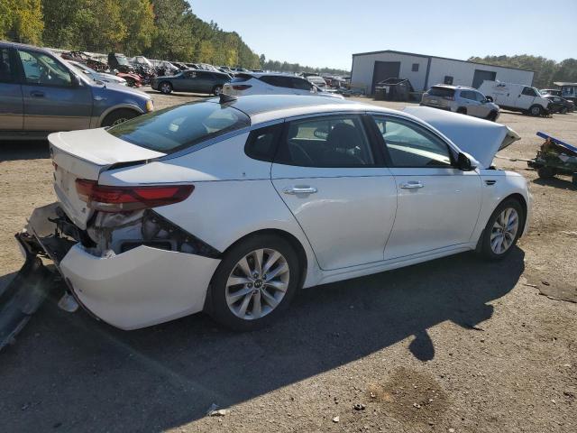 Obraz 3 z 2018 KIA OPTIMA LX 2018 z VIN 5XXGT4L35JG240888