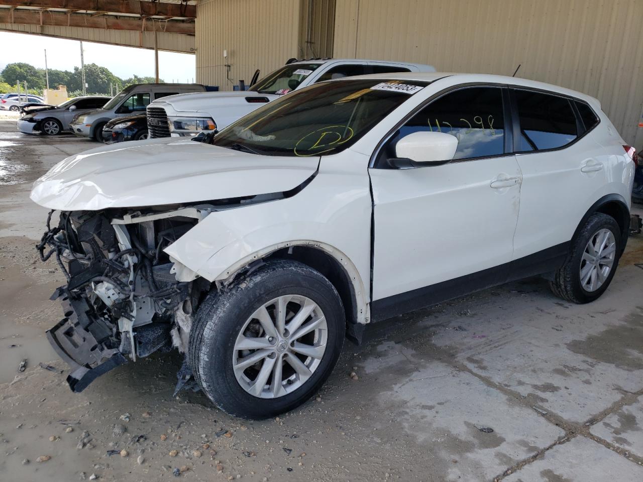 Image 1 of 2017 NISSAN ROGUE SPORT S 2017 with VIN JN1BJ1CP5HW020678