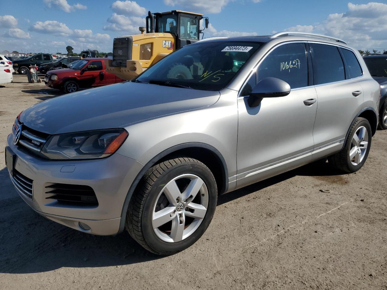 Изображение 1 2011 VOLKSWAGEN TOUAREG HYBRID 2011 с VIN WVGFG9BP3BD002644