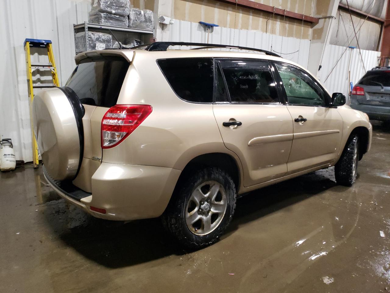 Изображение 3 Toyota Rav4 2009 с VIN JTMBF35V895007033