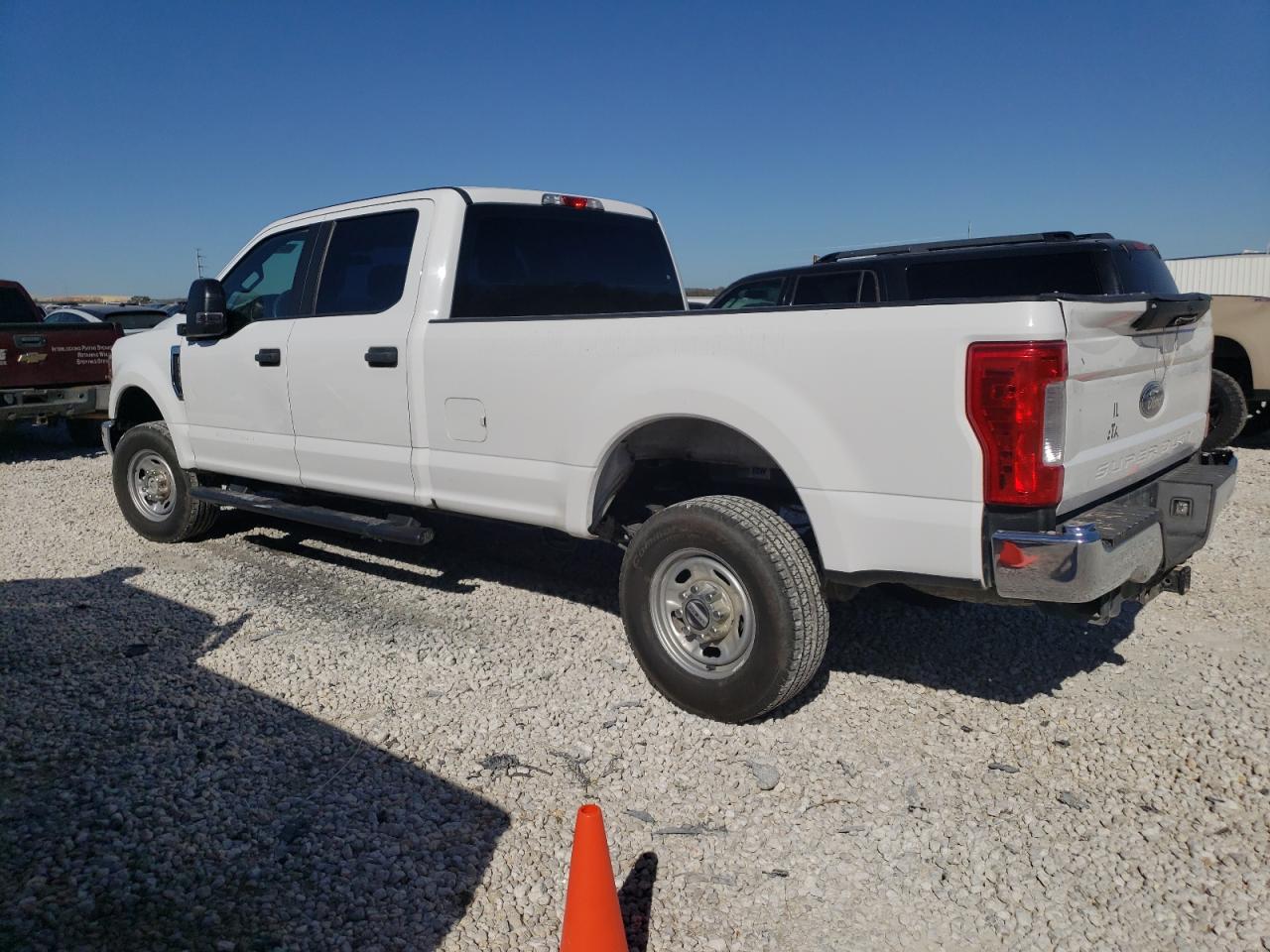 Image 2 of 2018 FORD F350 SUPER DUTY 2018 with VIN 1FT8W3B67JEB65066