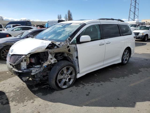 Obraz 1 z 2014 TOYOTA SIENNA SPORT 2014 z VIN 5TDXK3DC3ES429832