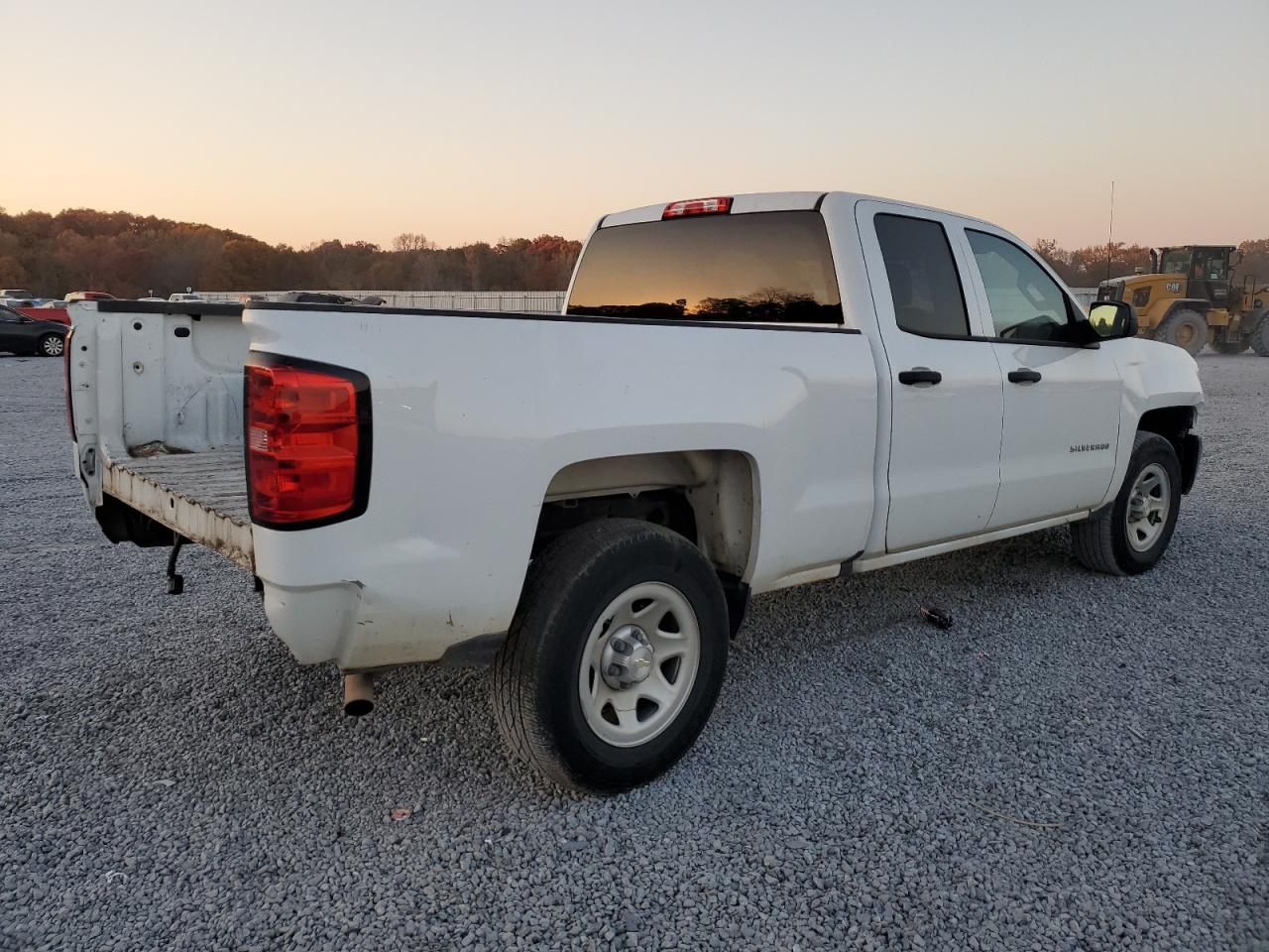 Obraz 3 z 2018 CHEVROLET SILVERADO C1500 2018 z VIN 1GCRCNEC8JZ340380