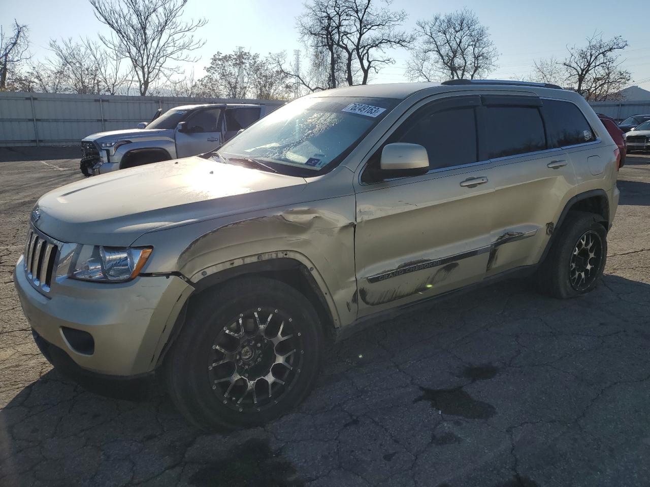 2011 JEEP GRAND CHEROKEE LAREDO 2011 image