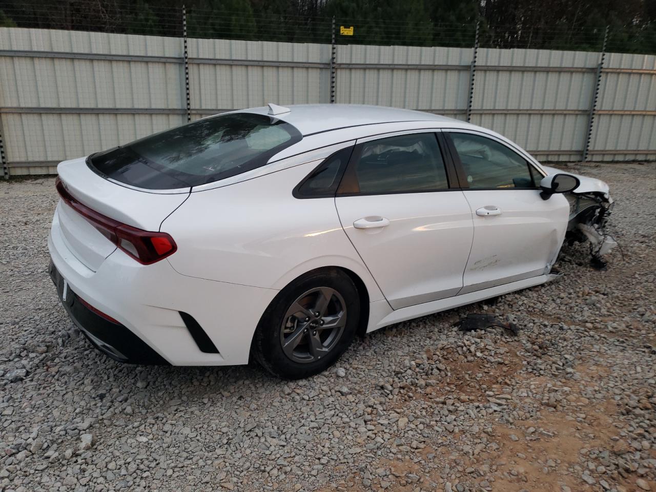 Изображение 3 2023 KIA K5 LXS 2023 с VIN 5XXG14J27PG208937