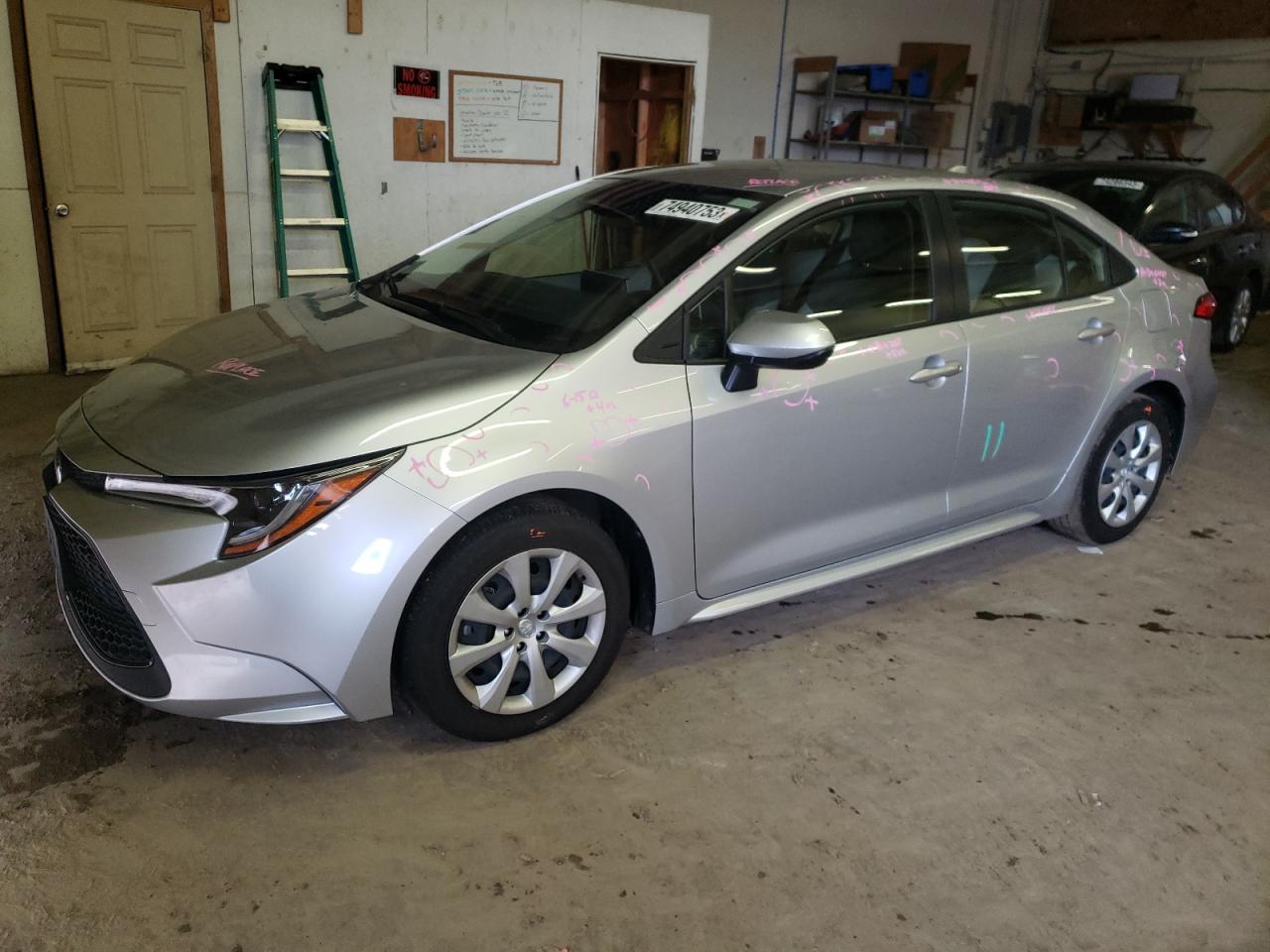Изображение 1 2020 TOYOTA COROLLA LE 2020 с VIN JTDEPRAE6LJ104801