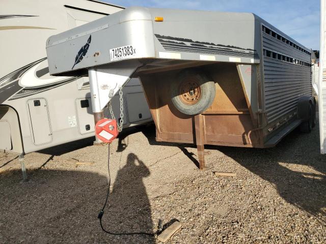 Image 2 of 2002 FEATHERLITE MFG INC HORSE TRAI 2002 with VIN 4FGL020212H048597