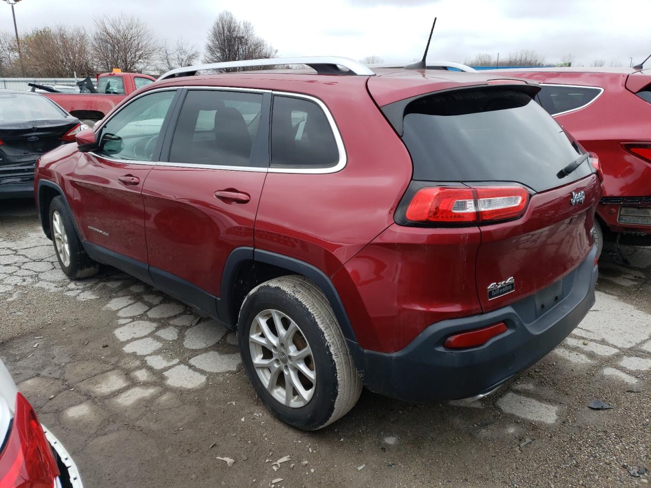 Obraz 2 z 2016 JEEP CHEROKEE LATITUDE 2016 z VIN 1C4PJMCS6GW220900