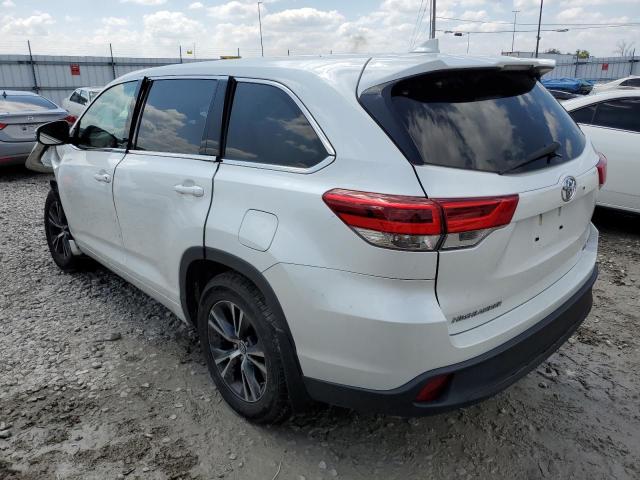 Image 2 of 2018 TOYOTA HIGHLANDER LE 2018 with VIN 5TDBZRFH9JS906016