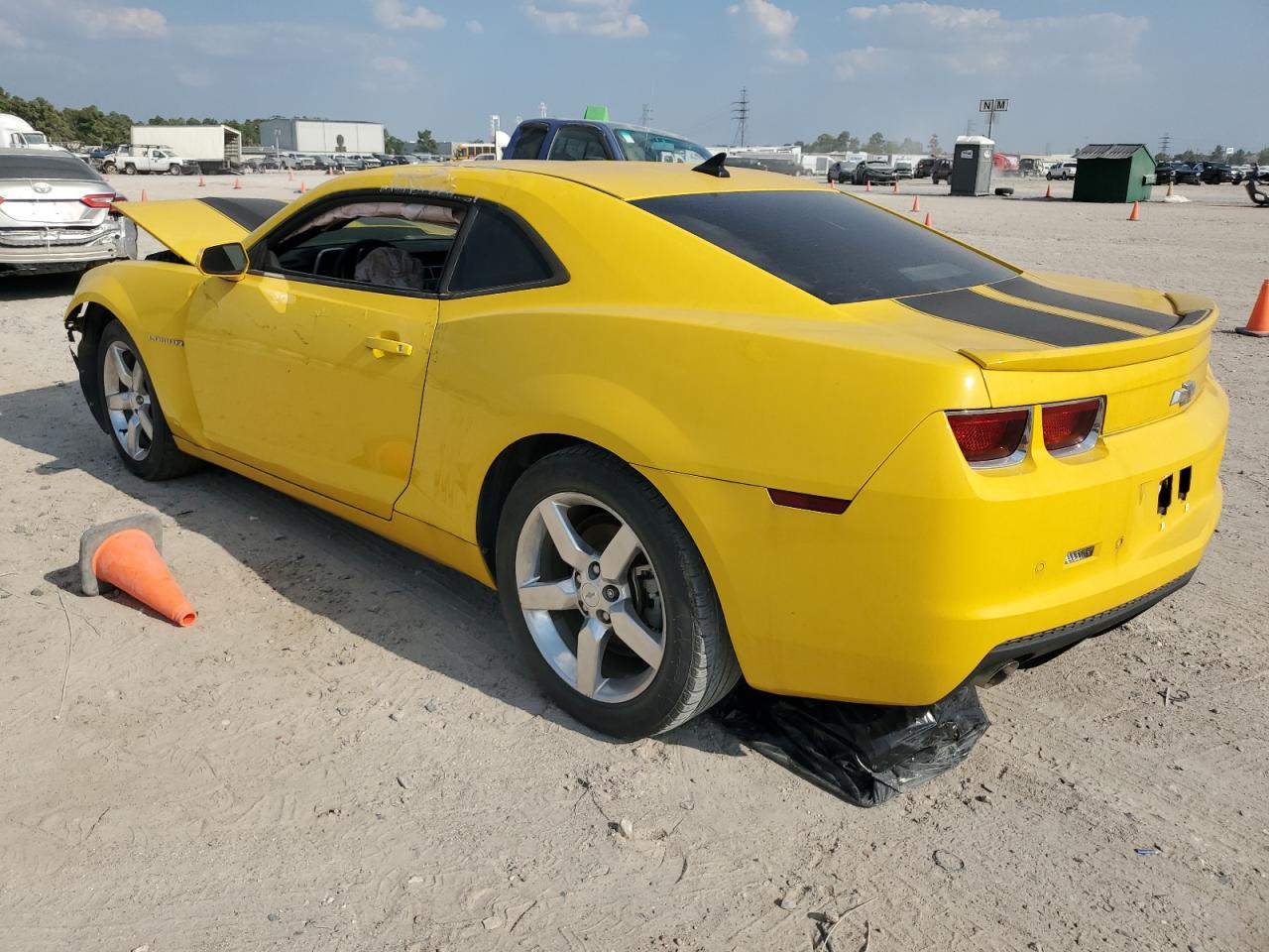 Image 2 of 2012 CHEVROLET CAMARO LT 2012 with VIN 2G1FB1E30C9108666