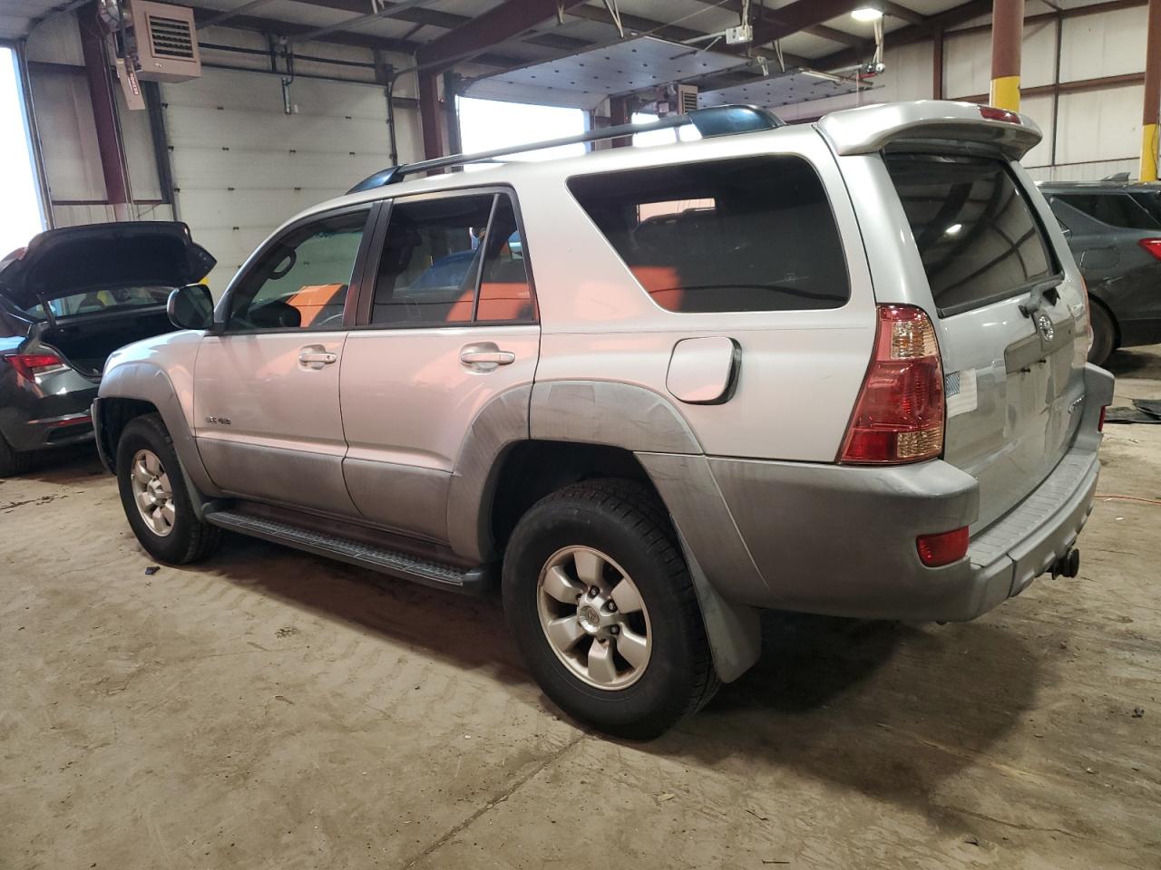 Obraz 2 z 2003 TOYOTA 4RUNNER SR5 2003 z VIN JTEBT14R430011386
