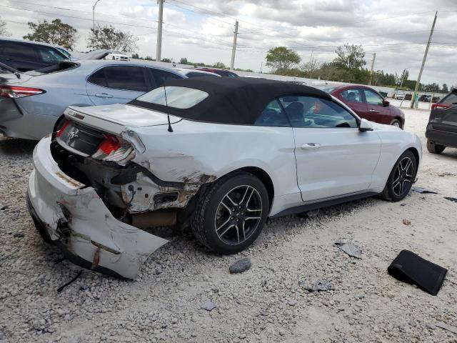 Image 3 of 2019 FORD MUSTANG  2019 with VIN 1FATP8UH1K5131277